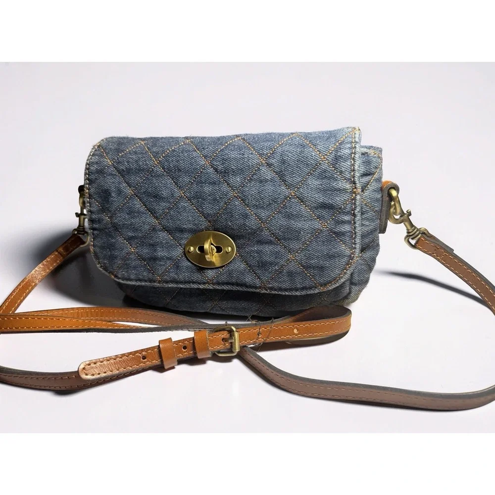 NWT Patricia Nash Quilted Blue Dark Denim Bonny Crossbody turnlock